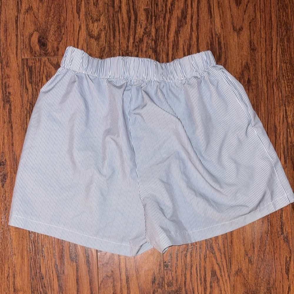 SHEIN High Waist Striped Shorts - White and Gray